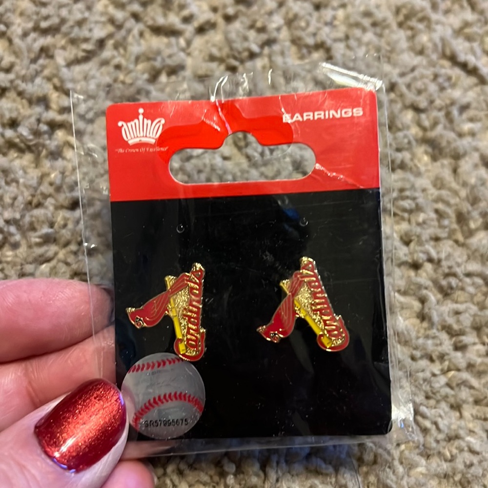 Brand new in package St Louis Cardinals earrings